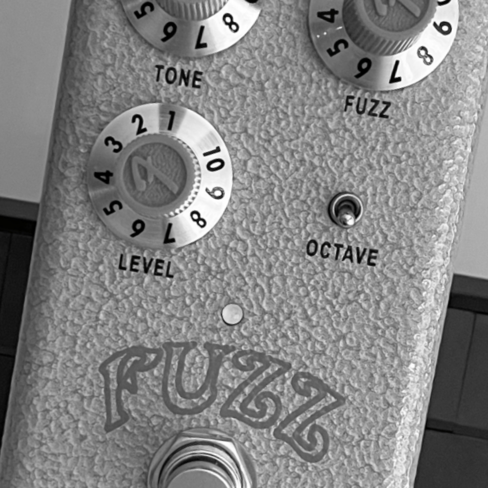 日本限定 Fender Hammertone Nine Guitar | Fuzz ギター